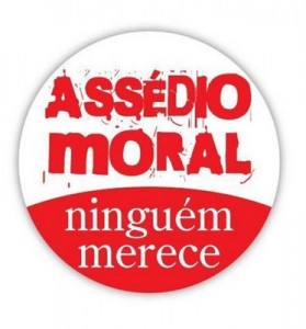 assedio_moral